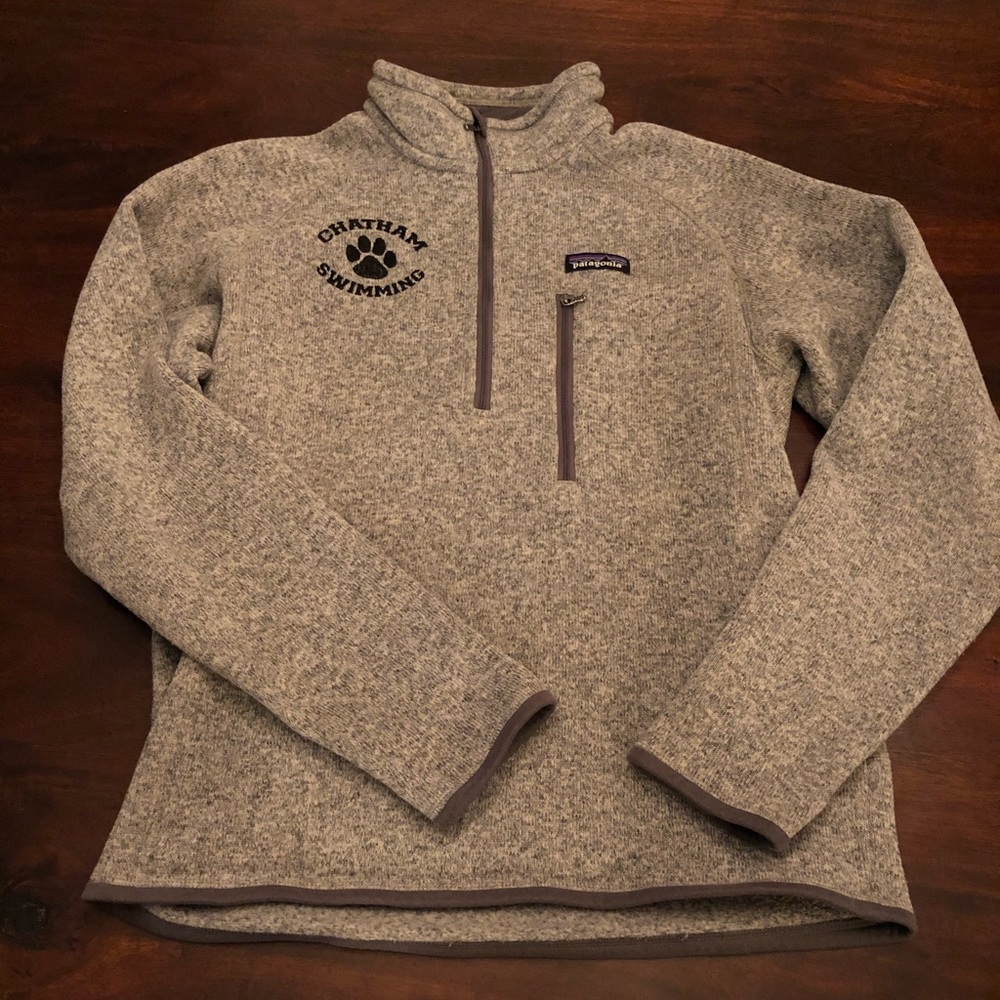 Men’s Small Patagonia Half Zip- Good condition